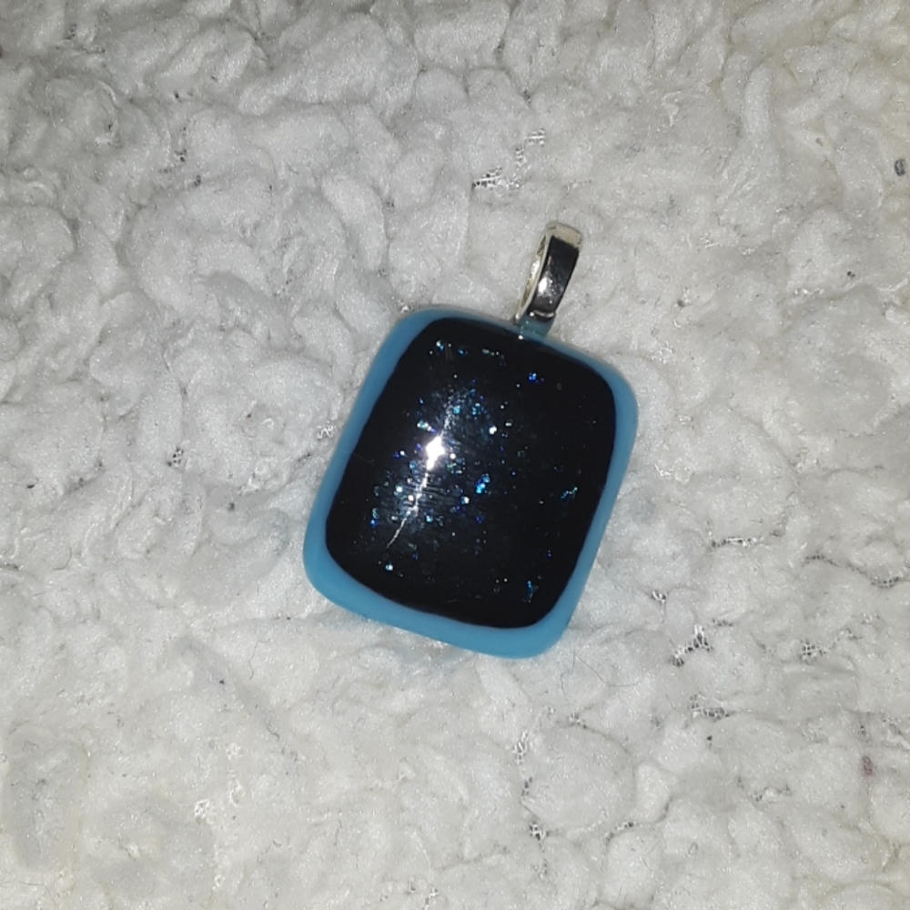 Necklace pendant